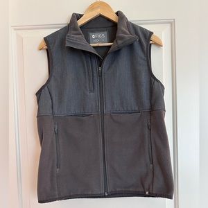 Figs graphite vest